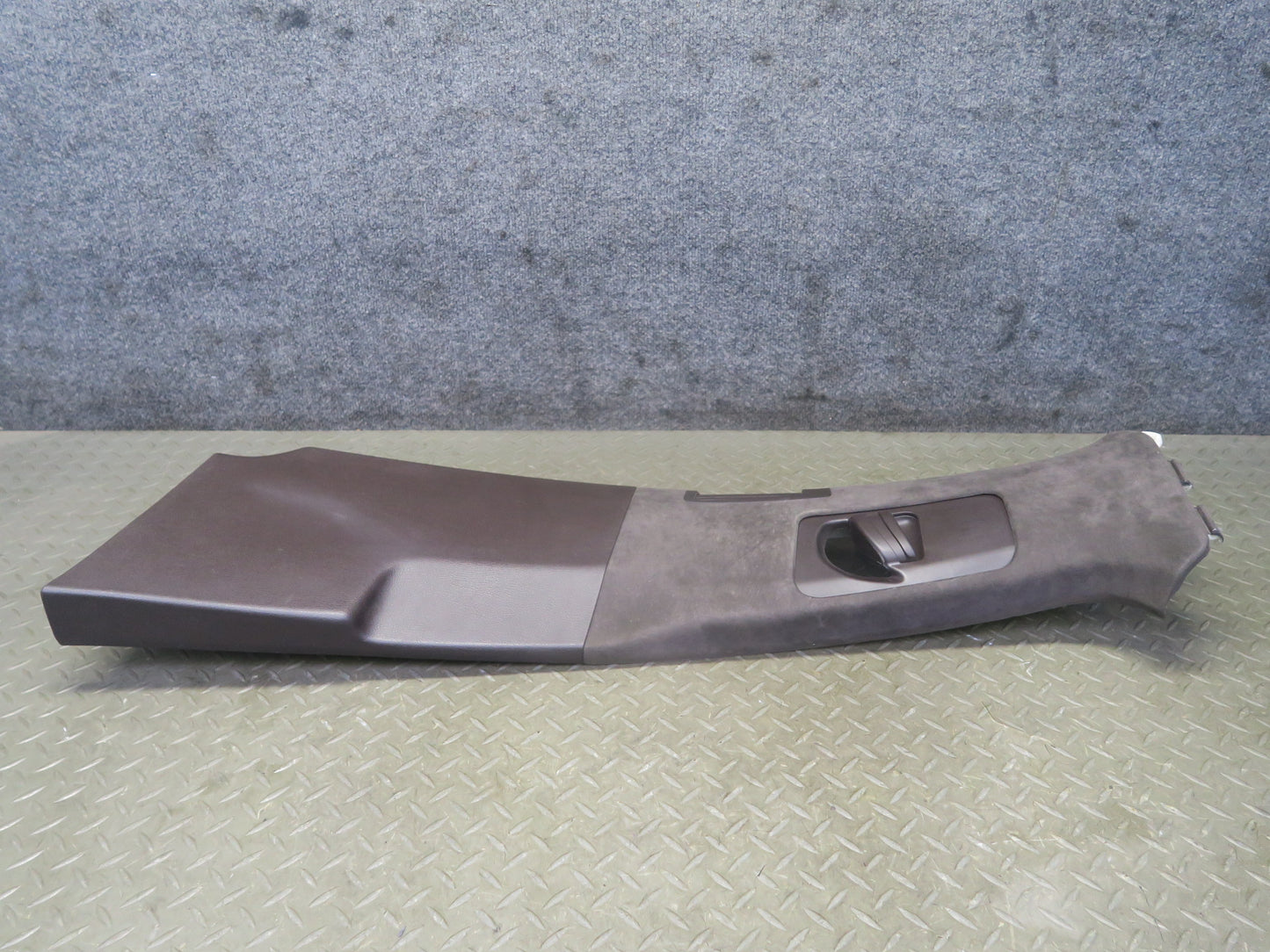 11-18 Porsche Cayenne 958 Right Left Side Upper B Pillar Trim Cover Panel Set