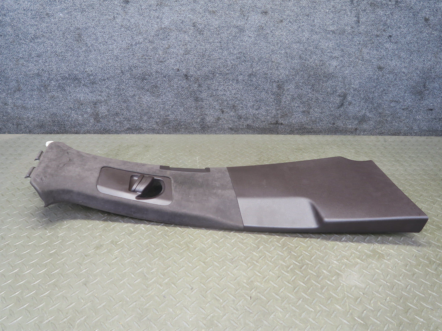 11-18 Porsche Cayenne 958 Right Left Side Upper B Pillar Trim Cover Panel Set