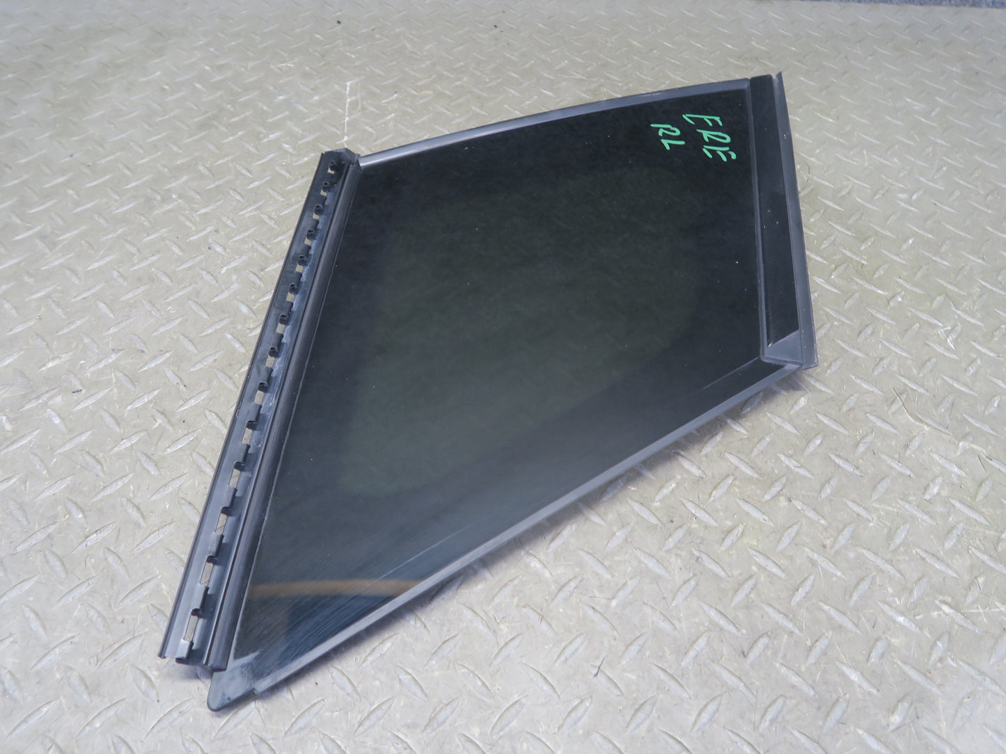 2012-2015 Range Rover Evoque L538 4DR Rear Left Quarter Glass Window
