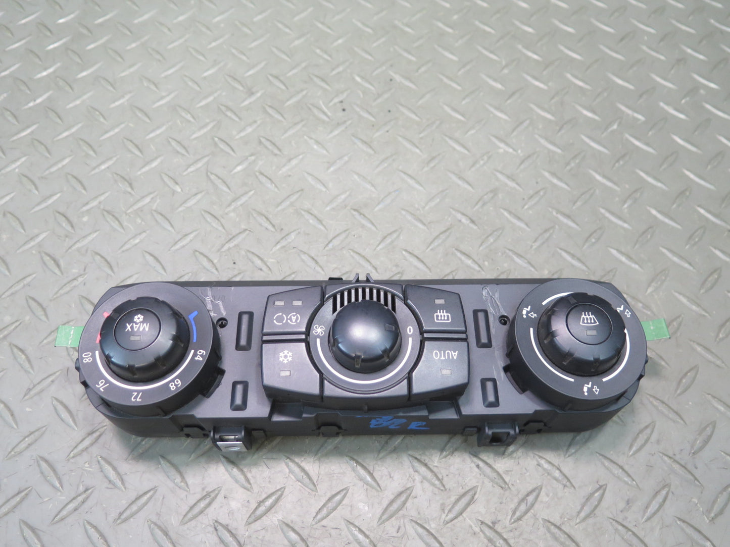 03-05 BMW E85 Z4 A/C Heater Climate Control Switch Panel 6947732 OEM