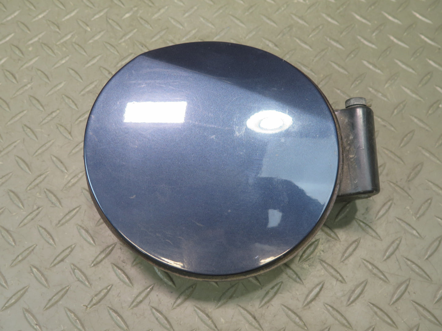 03-08 BMW E85 Z4 Roadster Fuel Tank Filler Door Lid Cover w Housing OEM