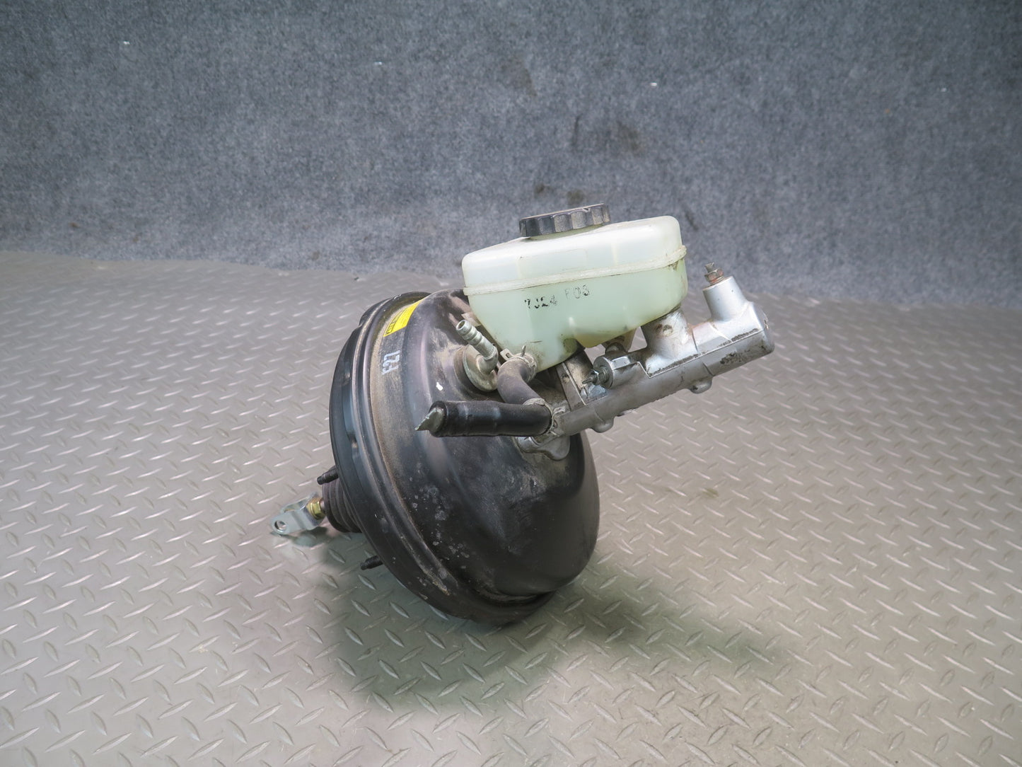 98-00 Lexus UCF20L LS400 Brake Master Cylinder Booster Fluid Reservoir OEM