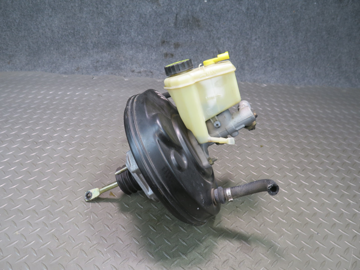 03-06 BMW E86 E85 Z4 Brake Master Cylinder Booster Fluid Reservoir Tank OEM
