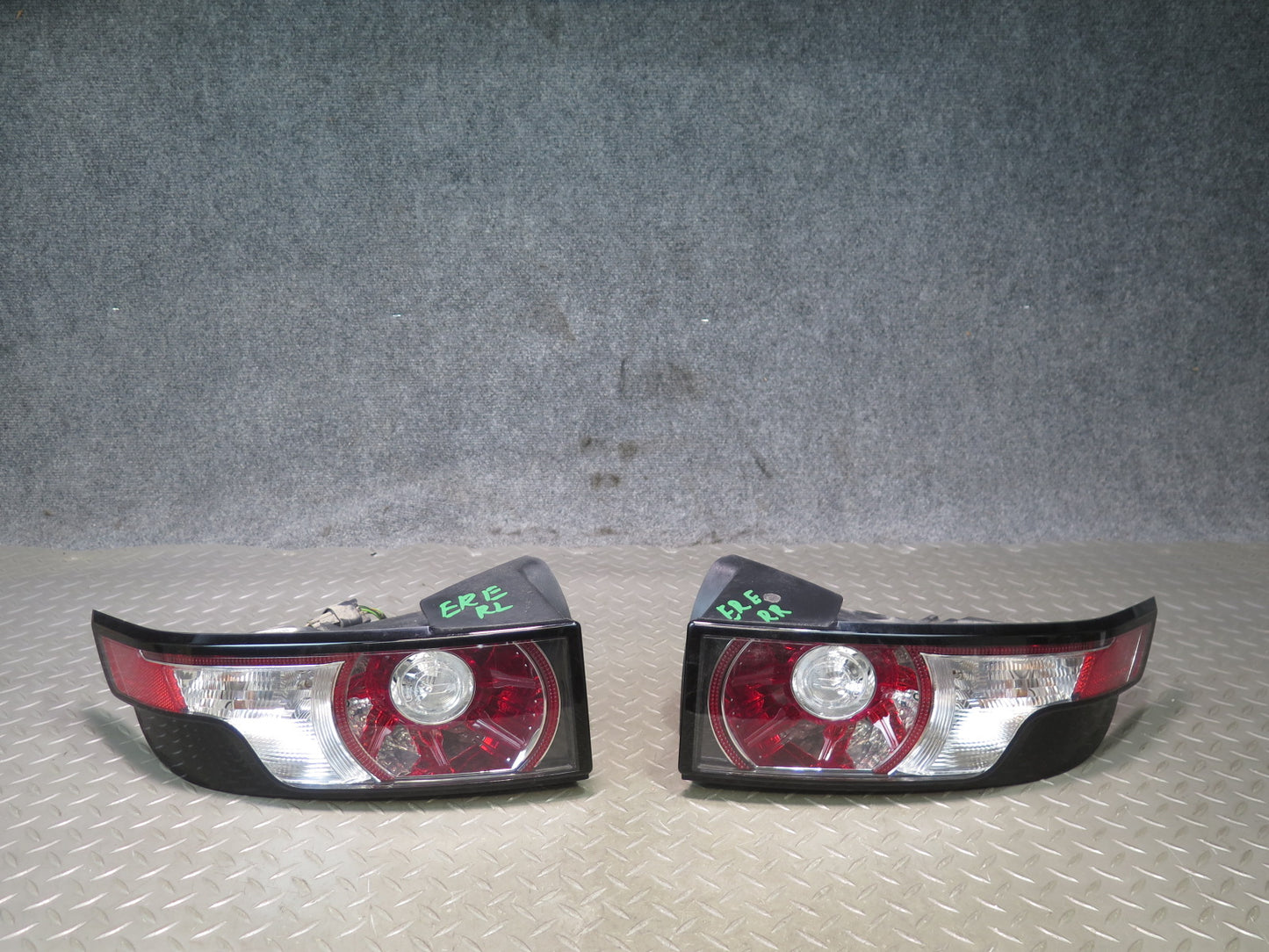 2012-2015 Range Rover Evoque L538 Rear Left & Right Tail Light Lamp Set of 2
