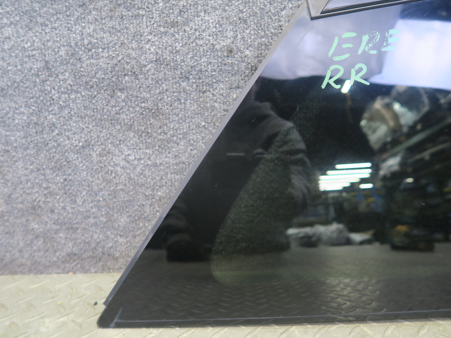 2012-2015 Range Rover Evoque L538 4DR Rear Right Quarter Glass Window