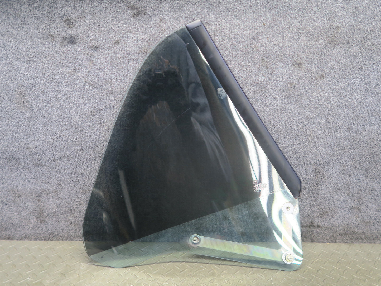 94-99 BMW E36 318iC Convertible Rear Left Quarter Glass Window OEM