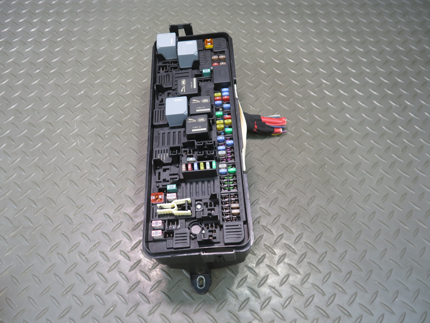2014-2017 Range Rover Sport L494 Rear Trunk Fuse Relay Box Module HPLA-14N030-AB