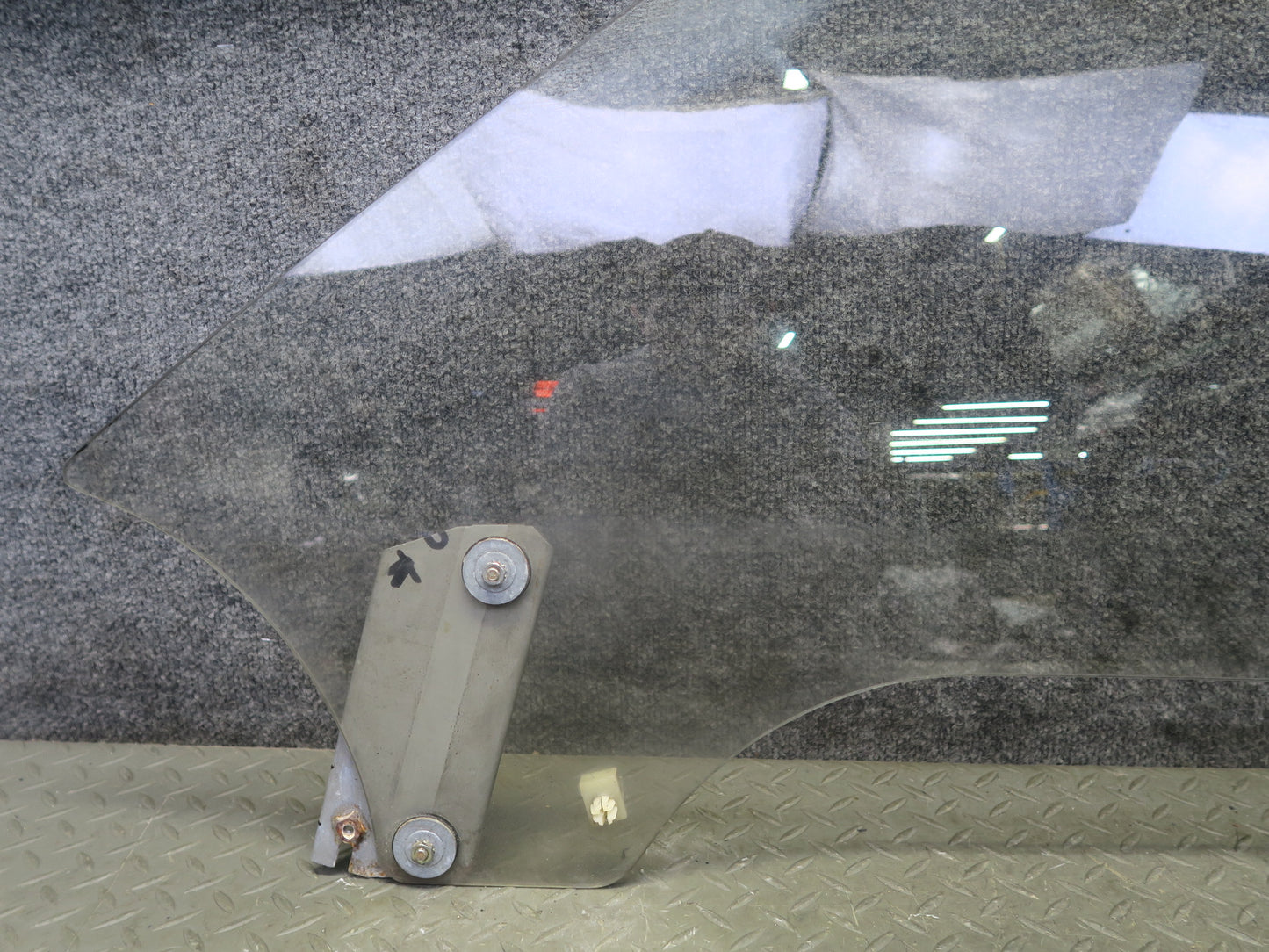 79-83 Datsun Nissan 280ZX S130 2+0 Front Left Driver Side Door Glass Window OEM