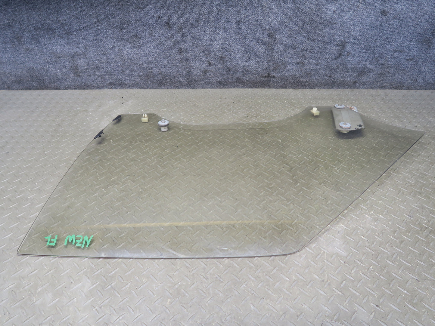 79-83 Datsun Nissan 280ZX S130 2+0 Front Left Driver Side Door Glass Window OEM