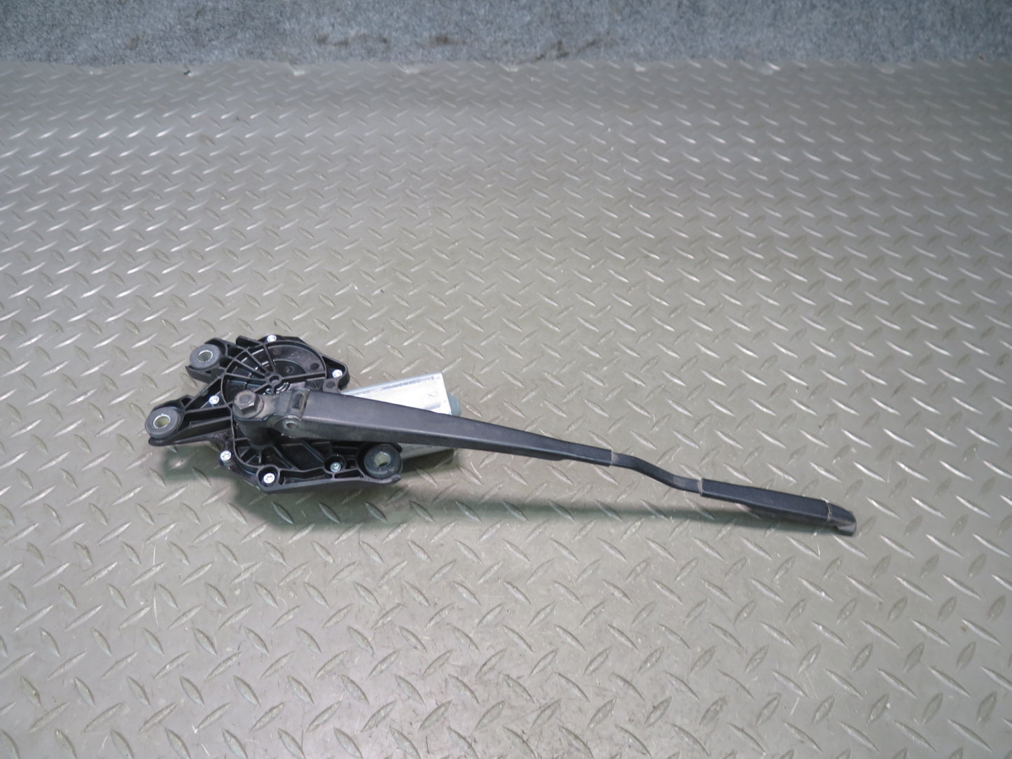 2014-2017 Range Rover Sport L494 Rear Trunk Lid Tailgate Wiper Motor w Arm