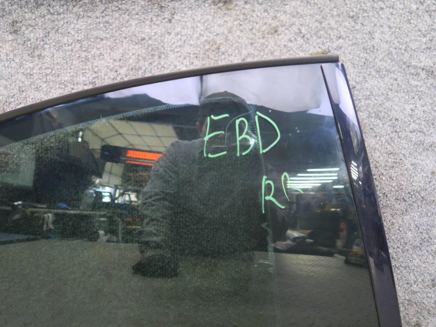 2008-2013 BMW E92 M3 Coupe Rear Right Side Quarter Vent Glass Window