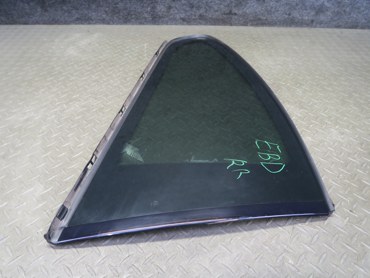 2008-2013 BMW E92 M3 Coupe Rear Right Side Quarter Vent Glass Window