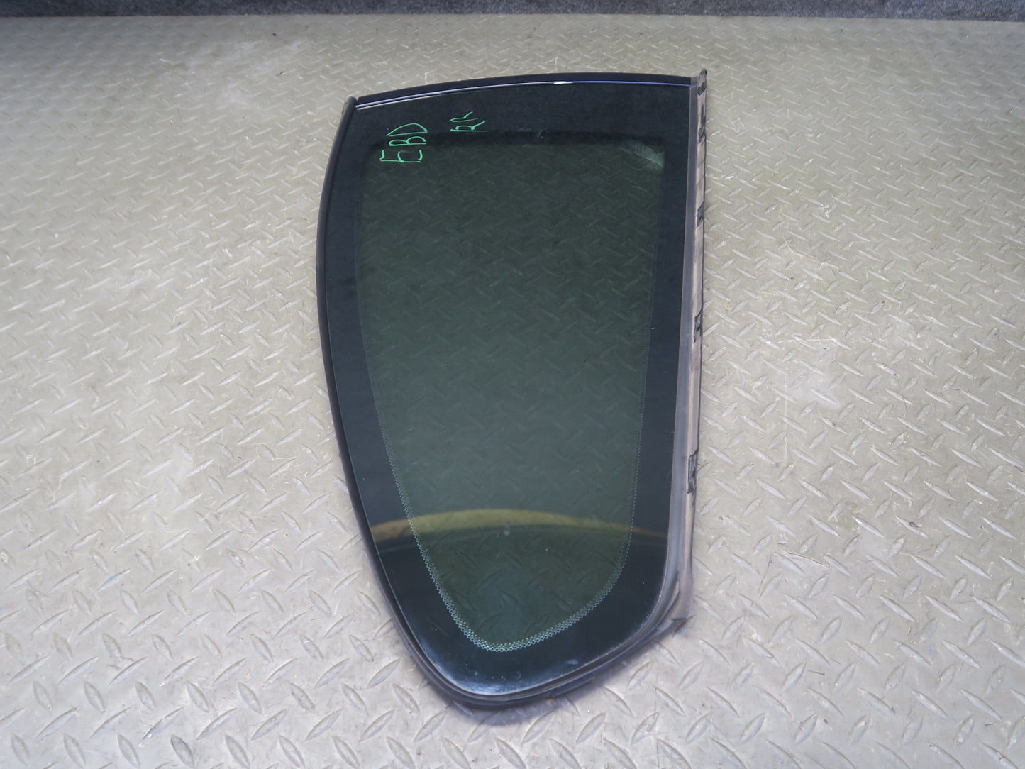 2008-2013 BMW E92 M3 Coupe Rear Right Side Quarter Vent Glass Window