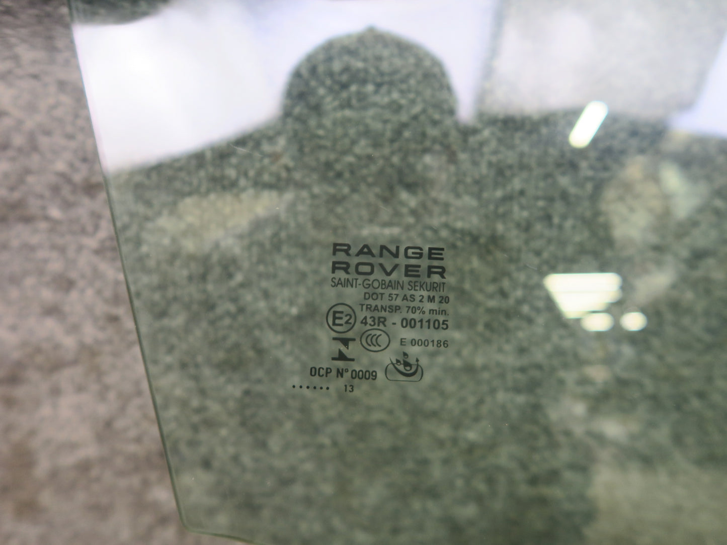 2012-2015 Range Rover Evoque L538 4DR Front Right Door Glass Window