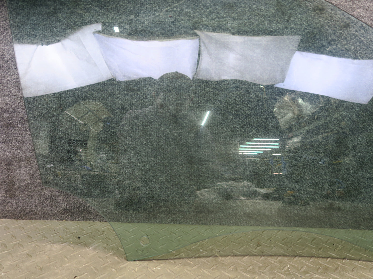 2012-2015 Range Rover Evoque L538 4DR Front Right Door Glass Window