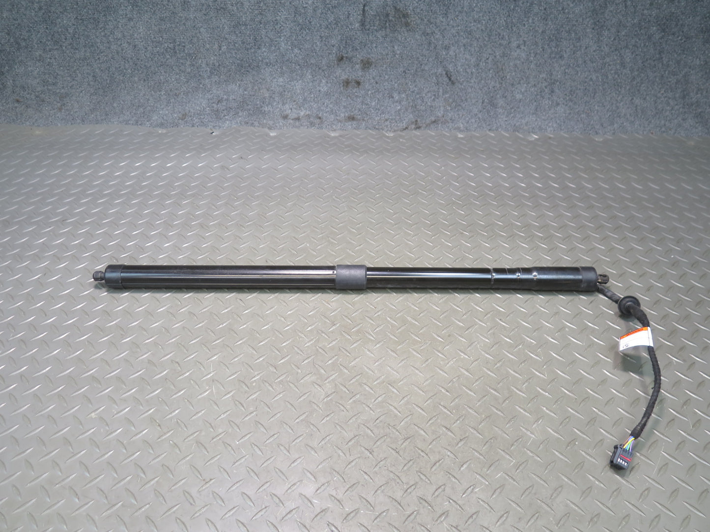 14-22 Range Rover Sport L494 Rear Trunk Tailgate Shock Strut Support Set of 2