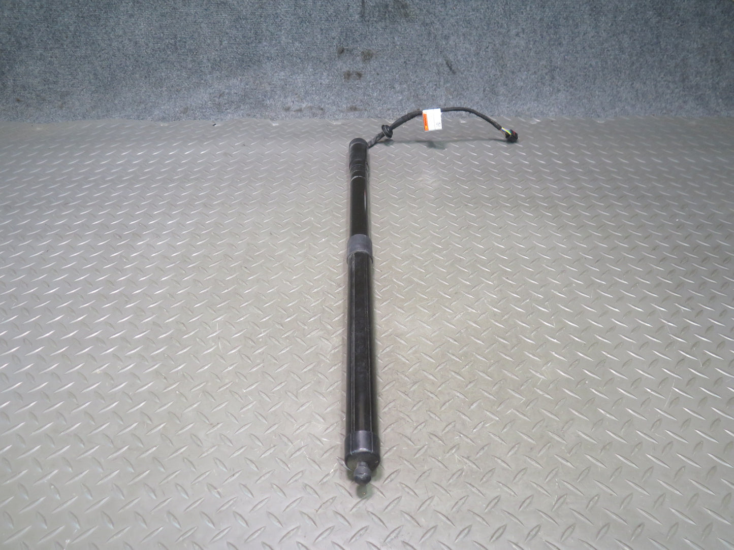 14-22 Range Rover Sport L494 Rear Trunk Tailgate Shock Strut Support Set of 2