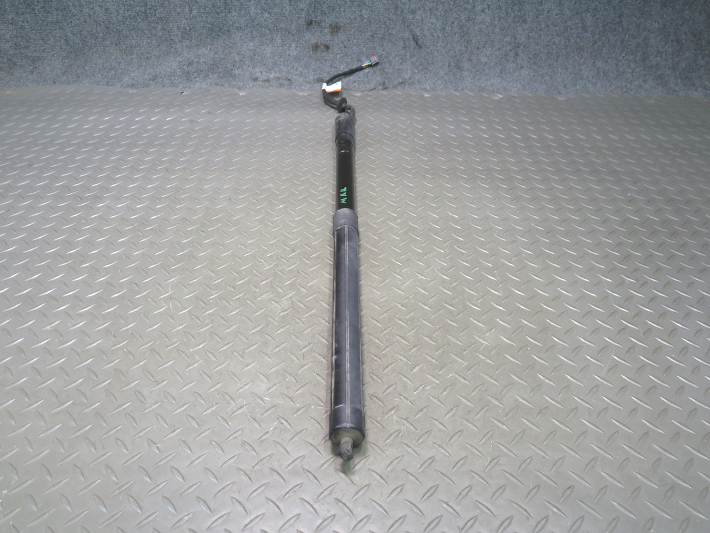 14-22 Range Rover Sport L494 Rear Trunk Tailgate Shock Strut Support Set of 2