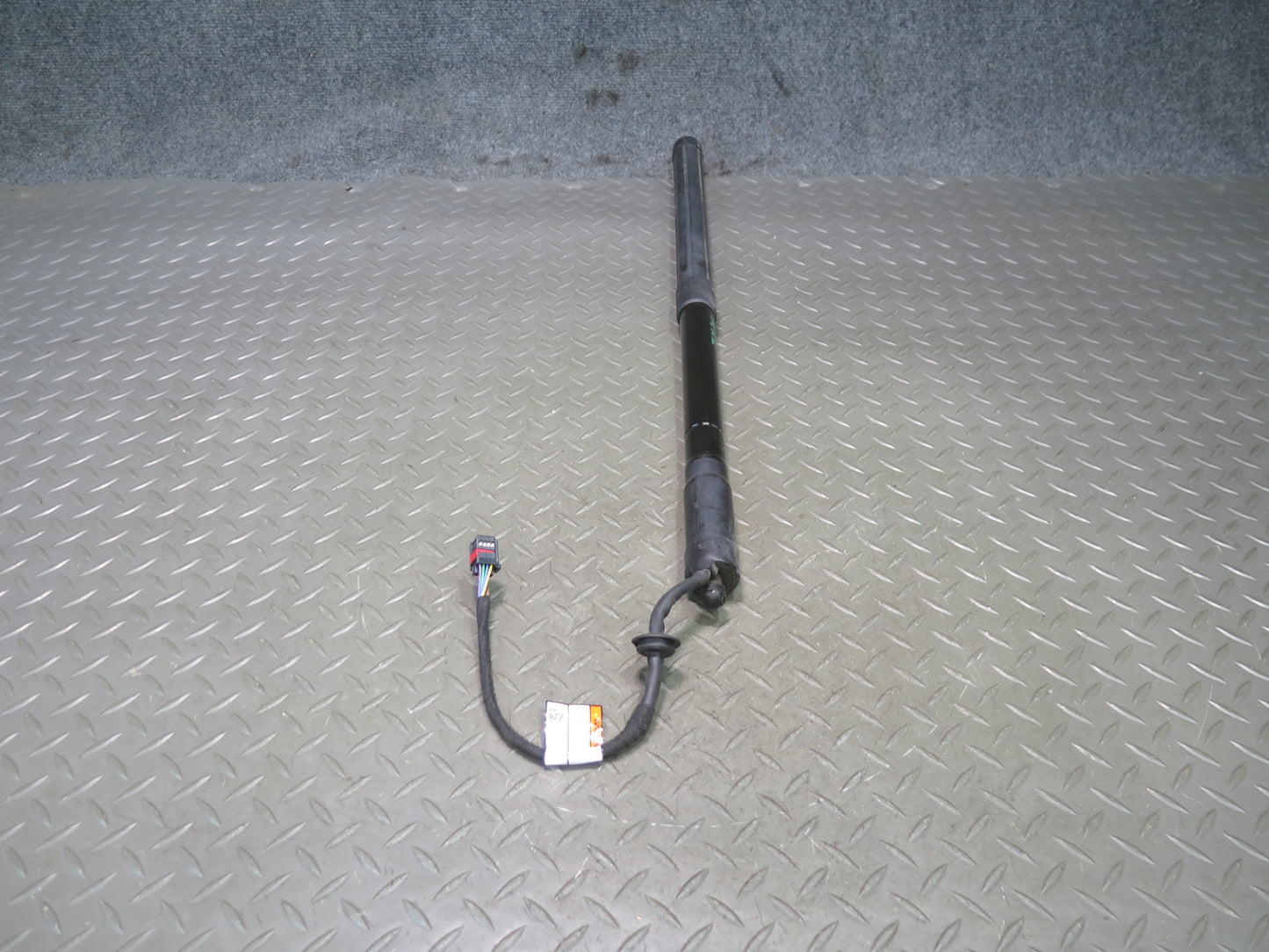 14-22 Range Rover Sport L494 Rear Trunk Tailgate Shock Strut Support Set of 2