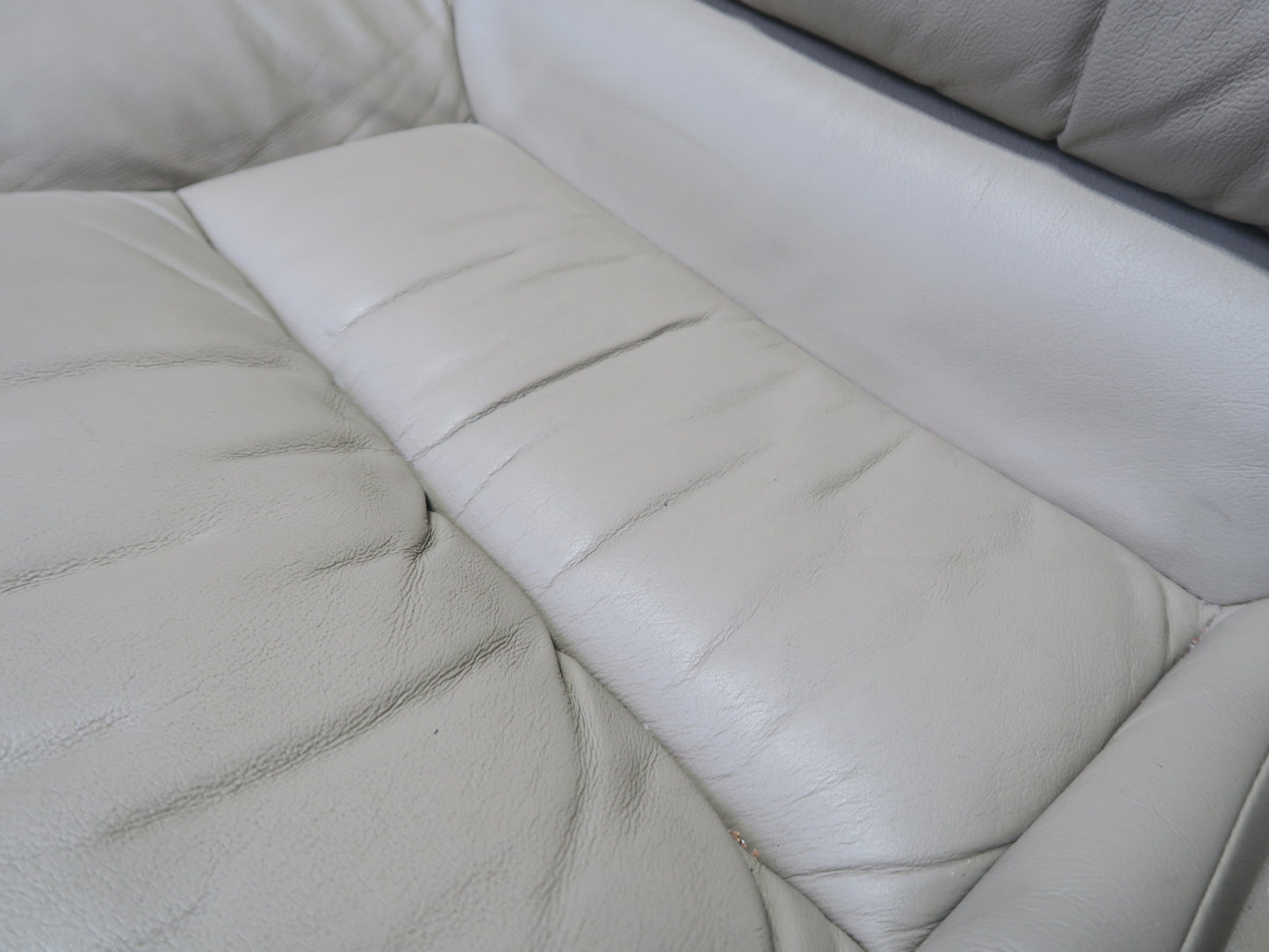 2006-2007 Lexus UZJ100L LX470 Rear Right Second 2ND ROW Leather Seat