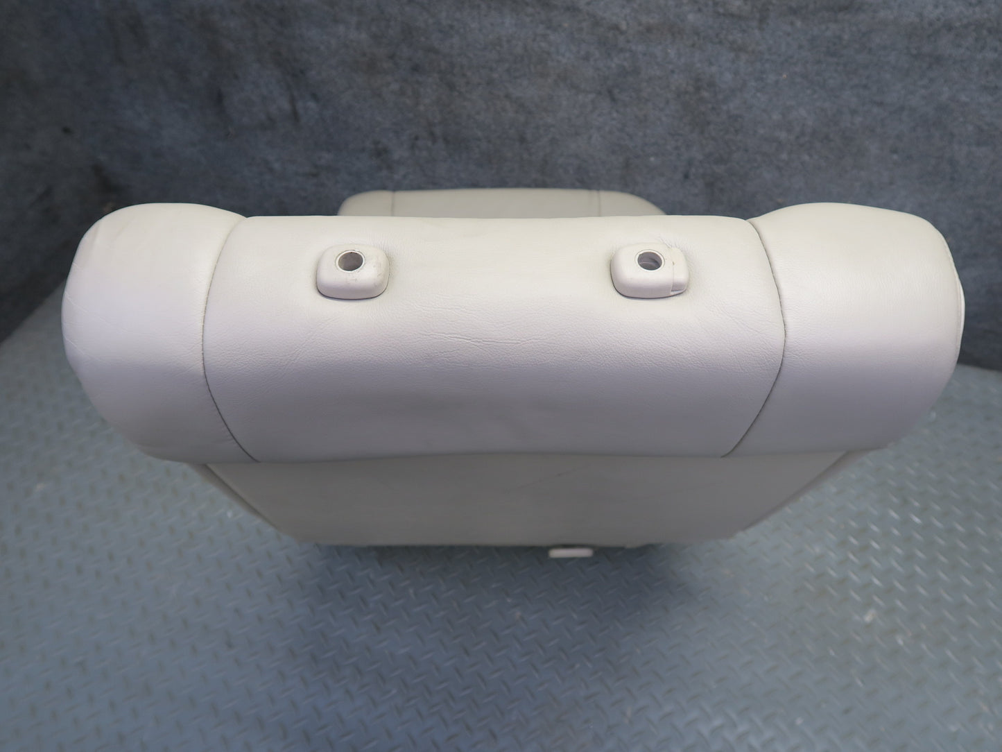 2006-2007 Lexus UZJ100L LX470 Rear Right Second 2ND ROW Leather Seat