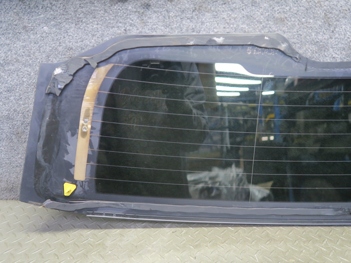 12-15 Range Rover Evoque L538 4DR Rear Tailgate Liftgate Heated Glass Window