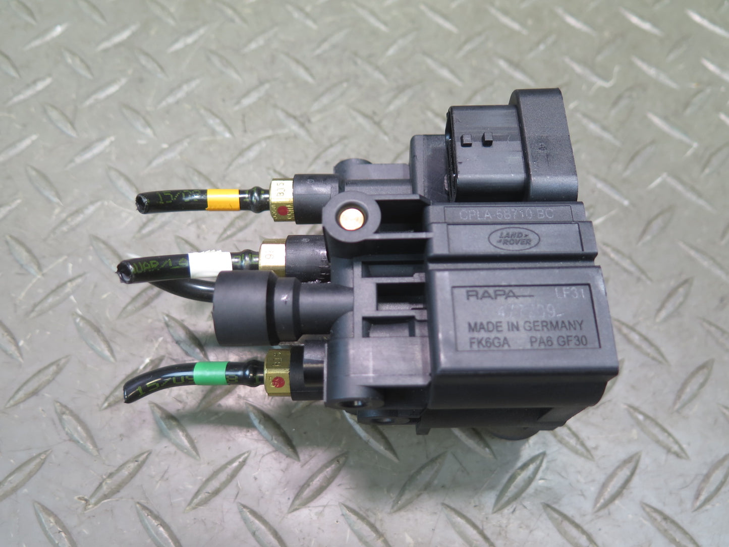 14-17 Range Rover Sport L494 Front Air Suspension Relief Valve Block Solenoid