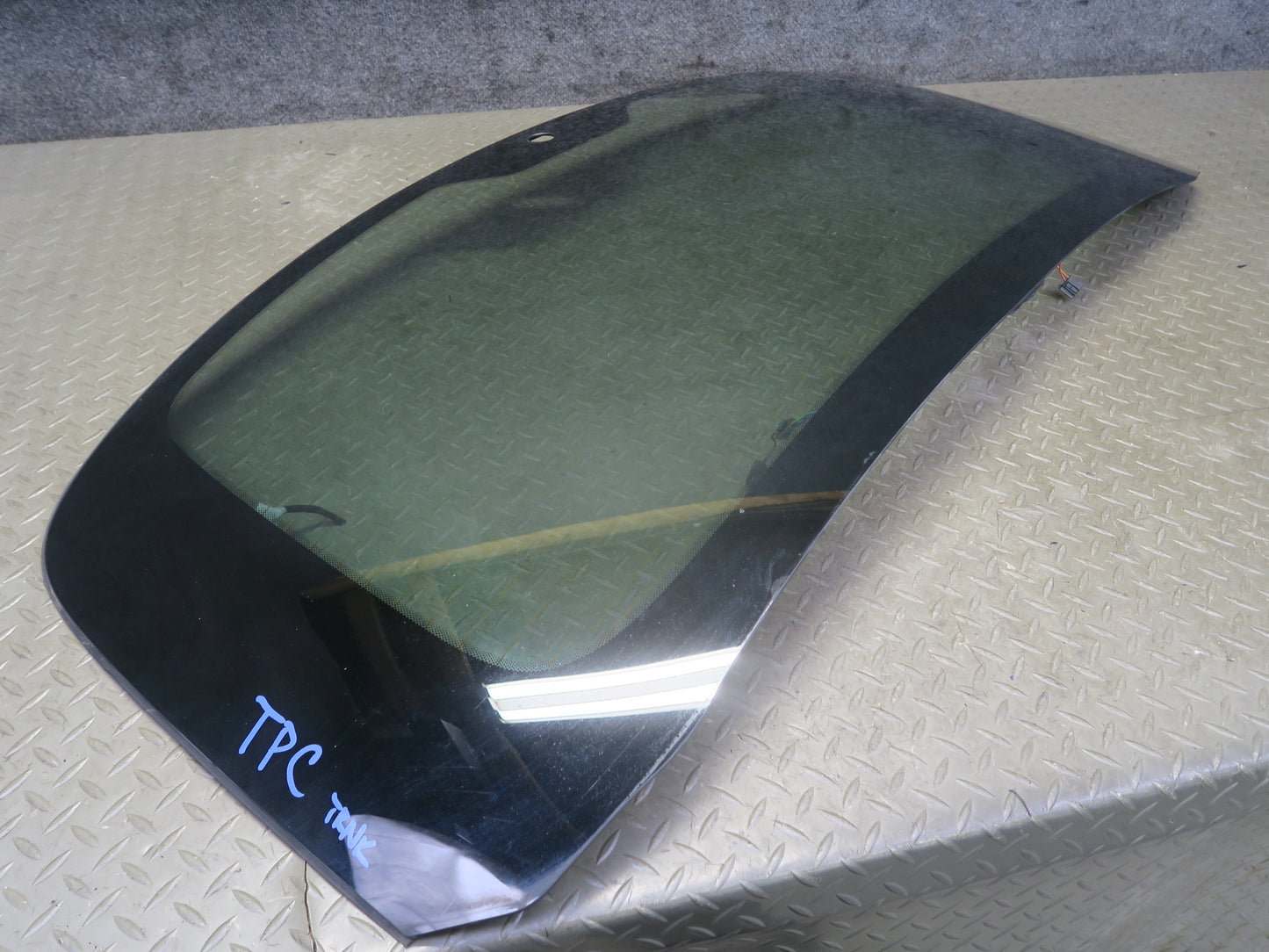 2011-2018 Porsche Cayenne 958 Rear Trunk Liftgate Tailgate Heated Glass Window