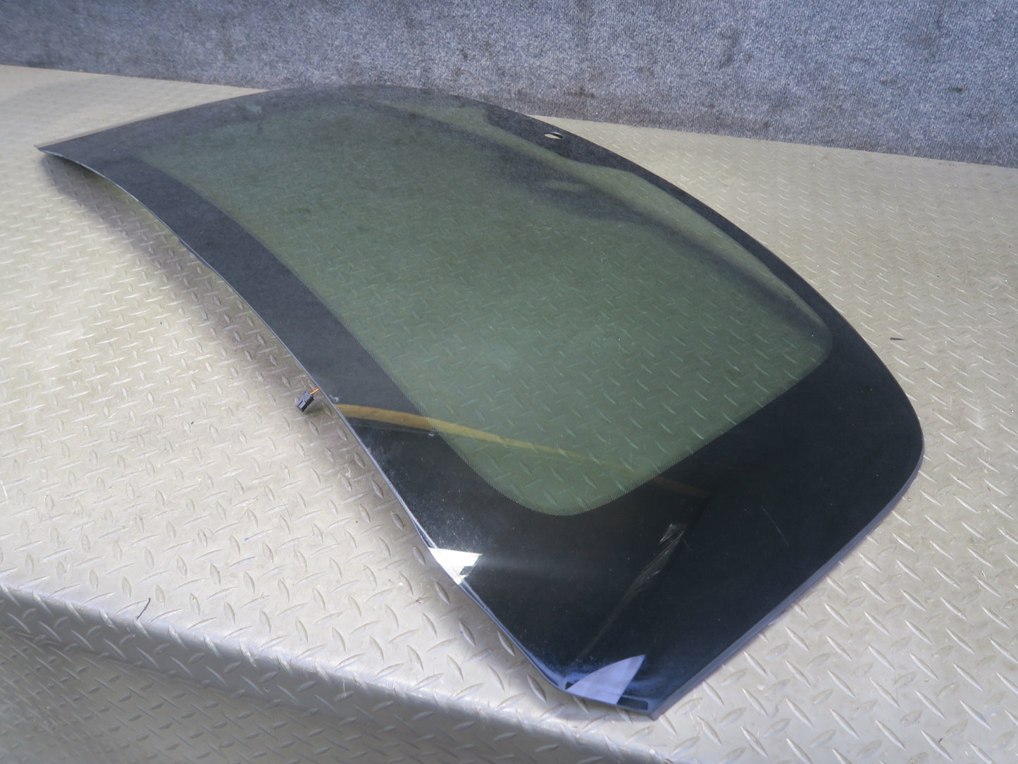2011-2018 Porsche Cayenne 958 Rear Trunk Liftgate Tailgate Heated Glass Window