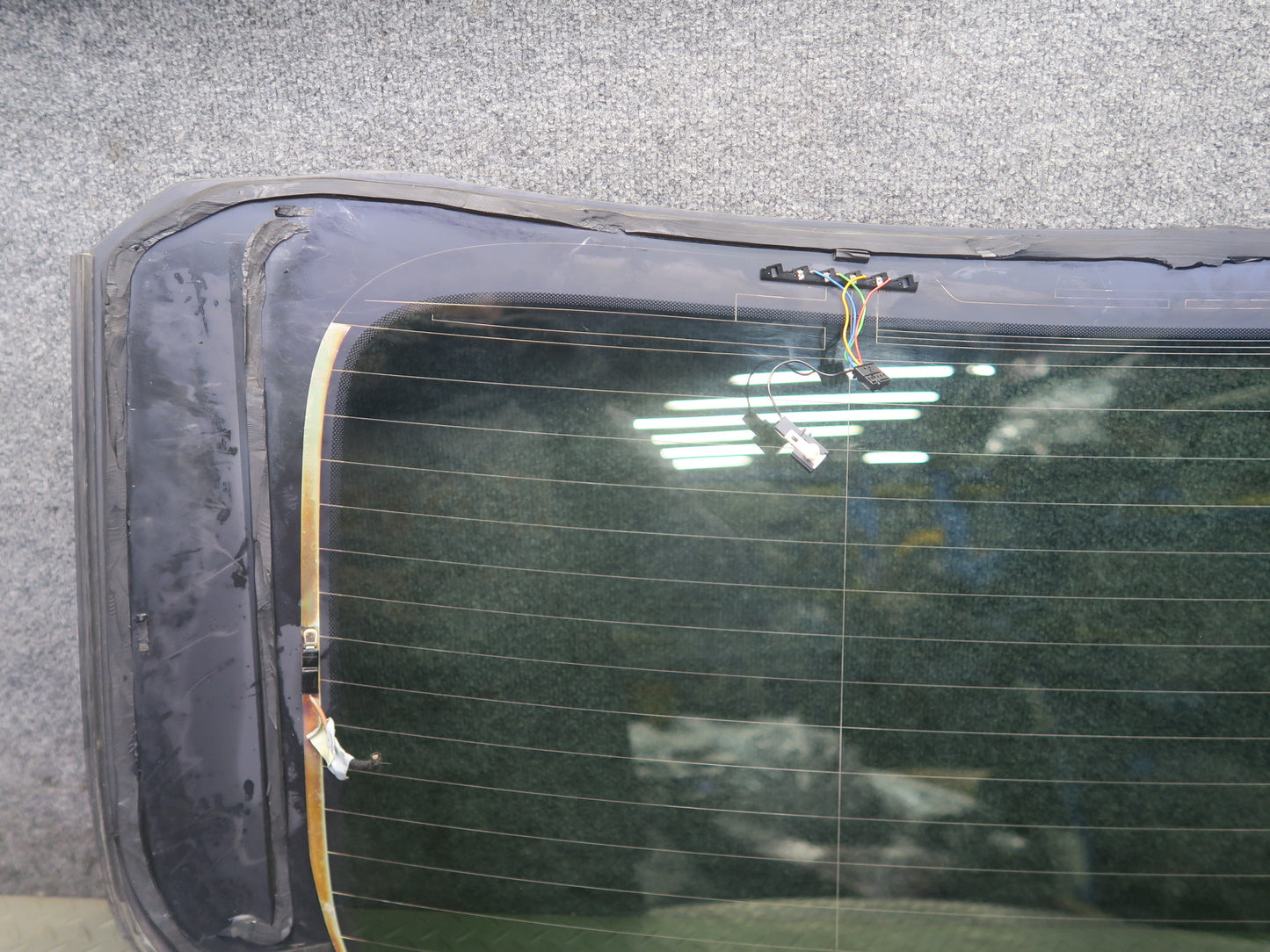 2011-2018 Porsche Cayenne 958 Rear Trunk Liftgate Tailgate Heated Glass Window