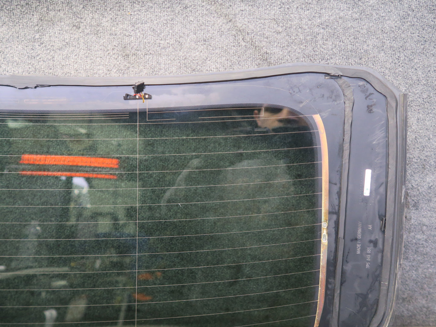2011-2018 Porsche Cayenne 958 Rear Trunk Liftgate Tailgate Heated Glass Window