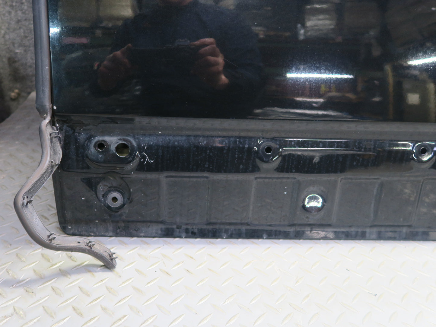 2014-2022 Range Rover Sport L494 Rear Left Door Shell Panel Santorini Black