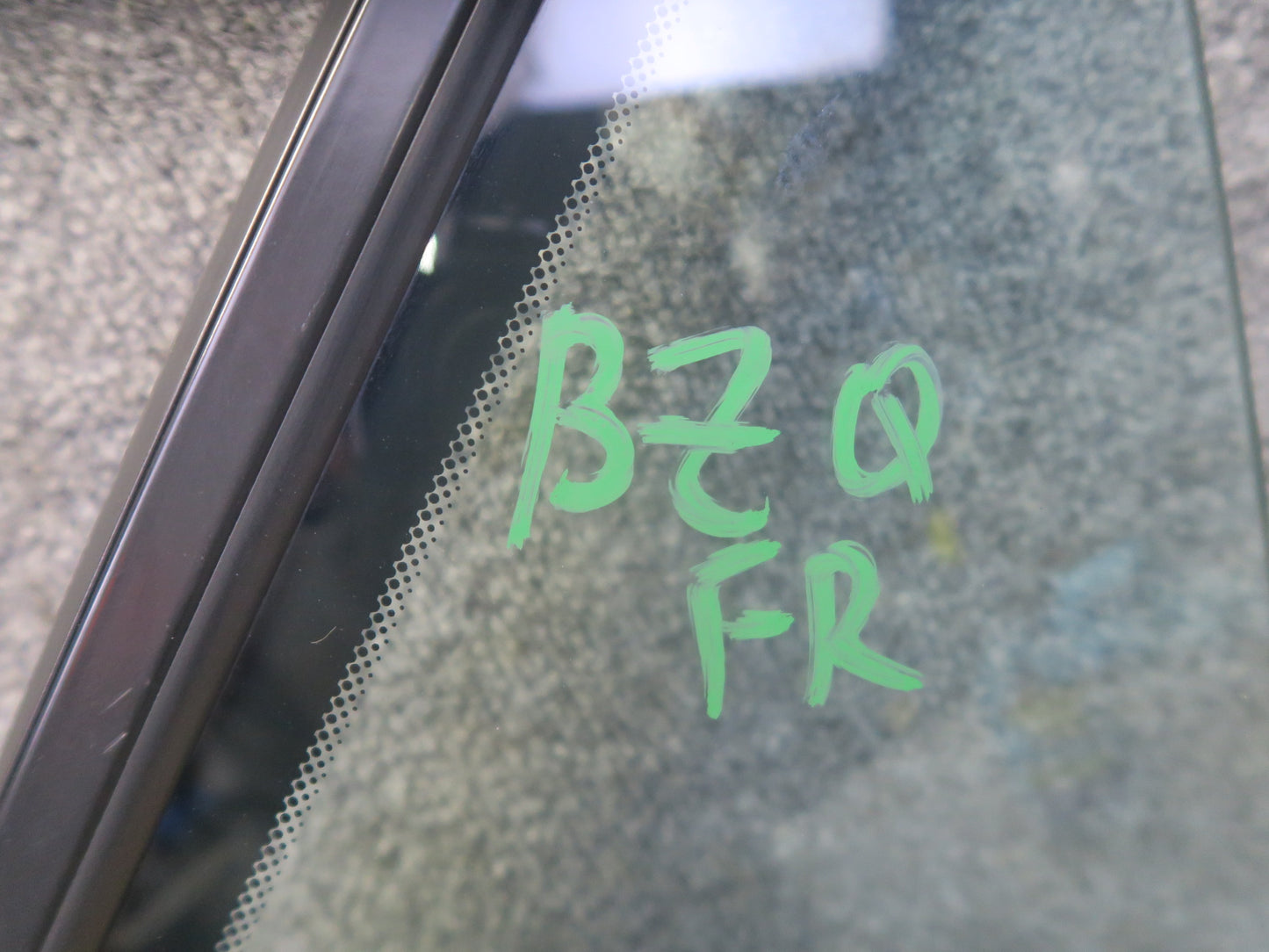 96-02 BMW E36/7 Z3 Roadster Front Right Door Fixed Glass Window OEM