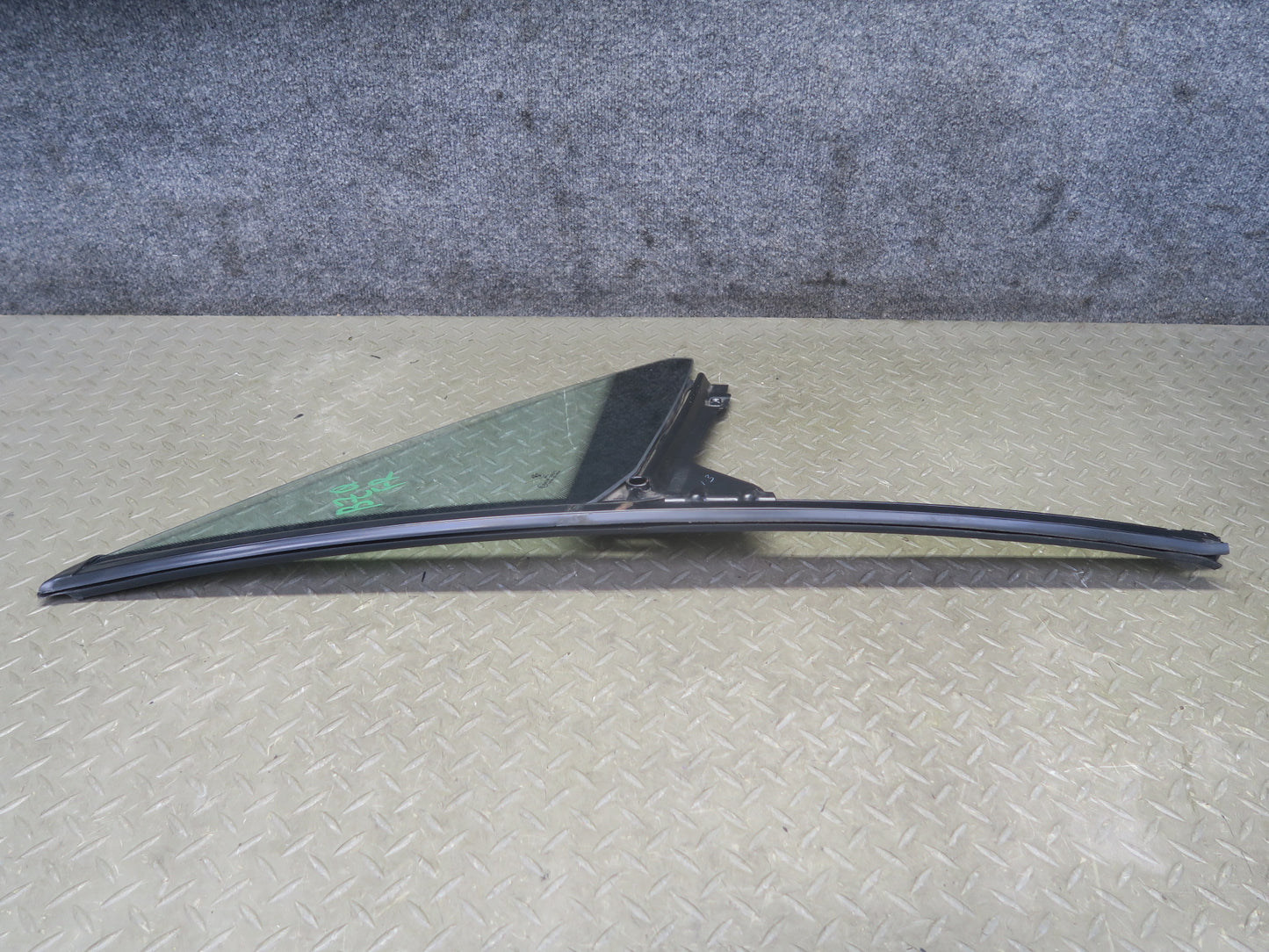 96-02 BMW E36/7 Z3 Roadster Front Right Door Fixed Glass Window OEM