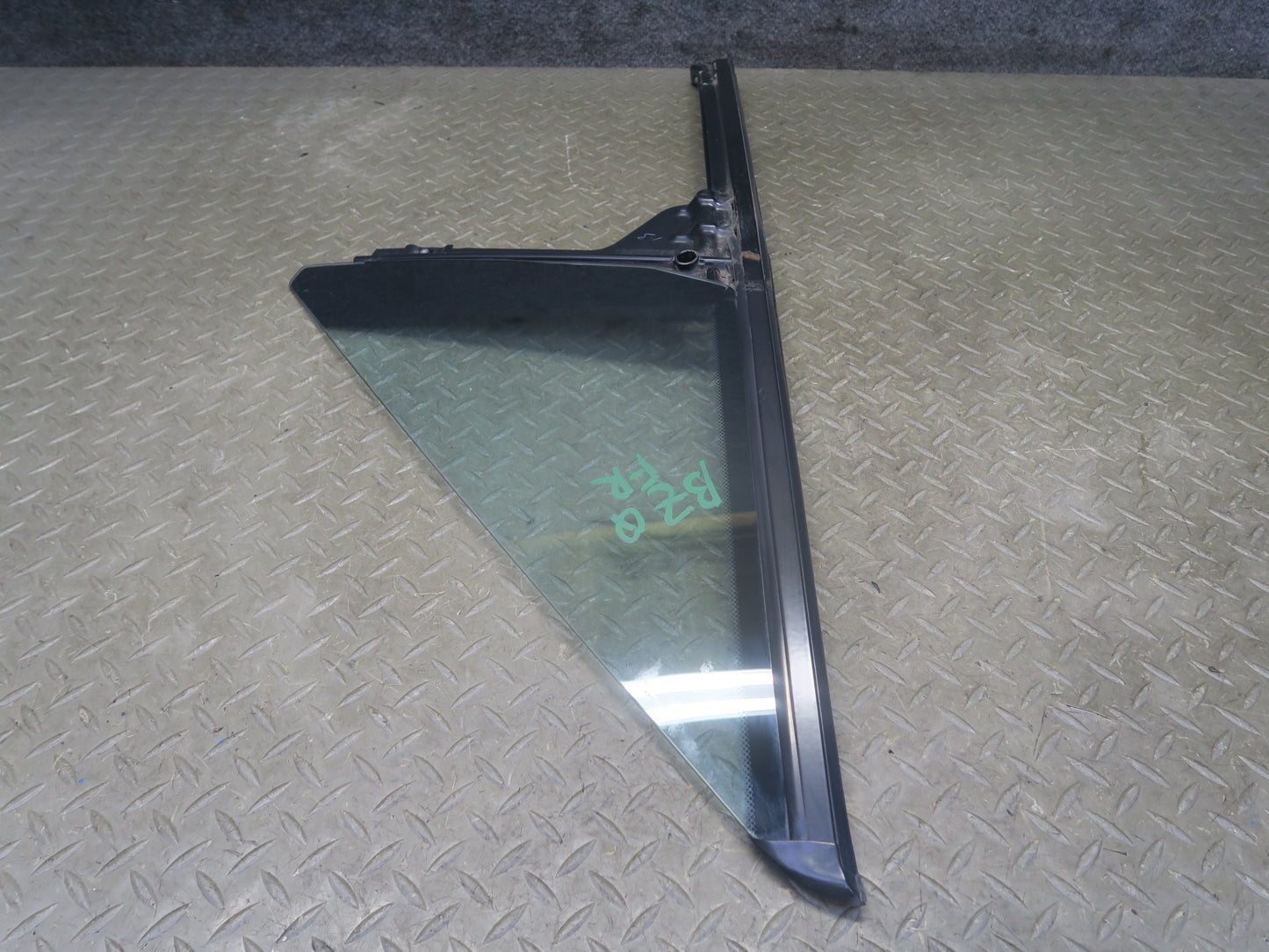 96-02 BMW E36/7 Z3 Roadster Front Right Door Fixed Glass Window OEM