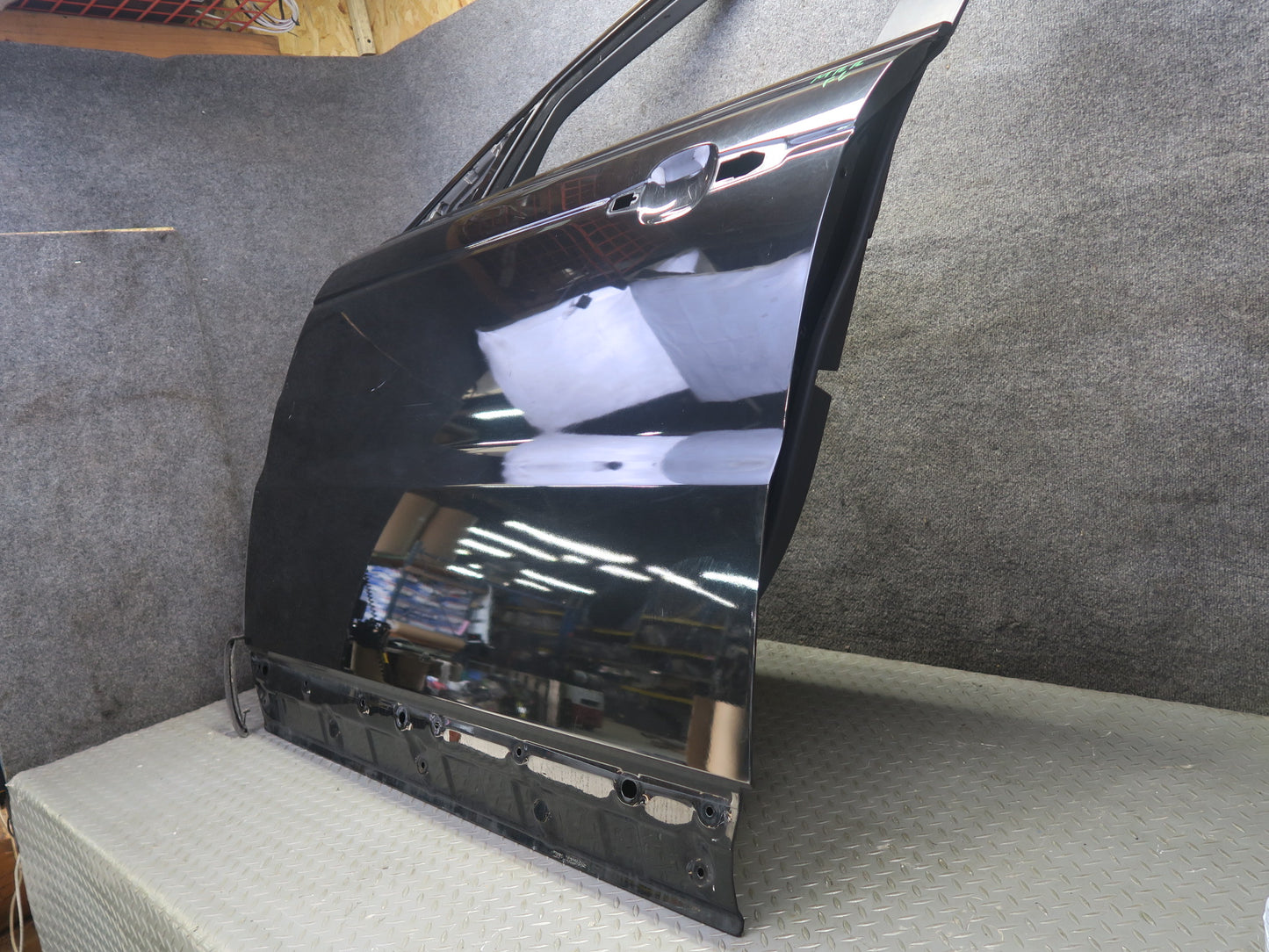 2014-2022 Range Rover Sport L494 Front Left Door Shell Panel Santorini Black