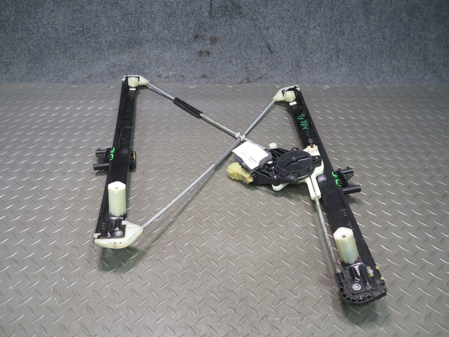 2014-2022 Range Rover Sport L494 Front Left Door Window Regulator w Motor