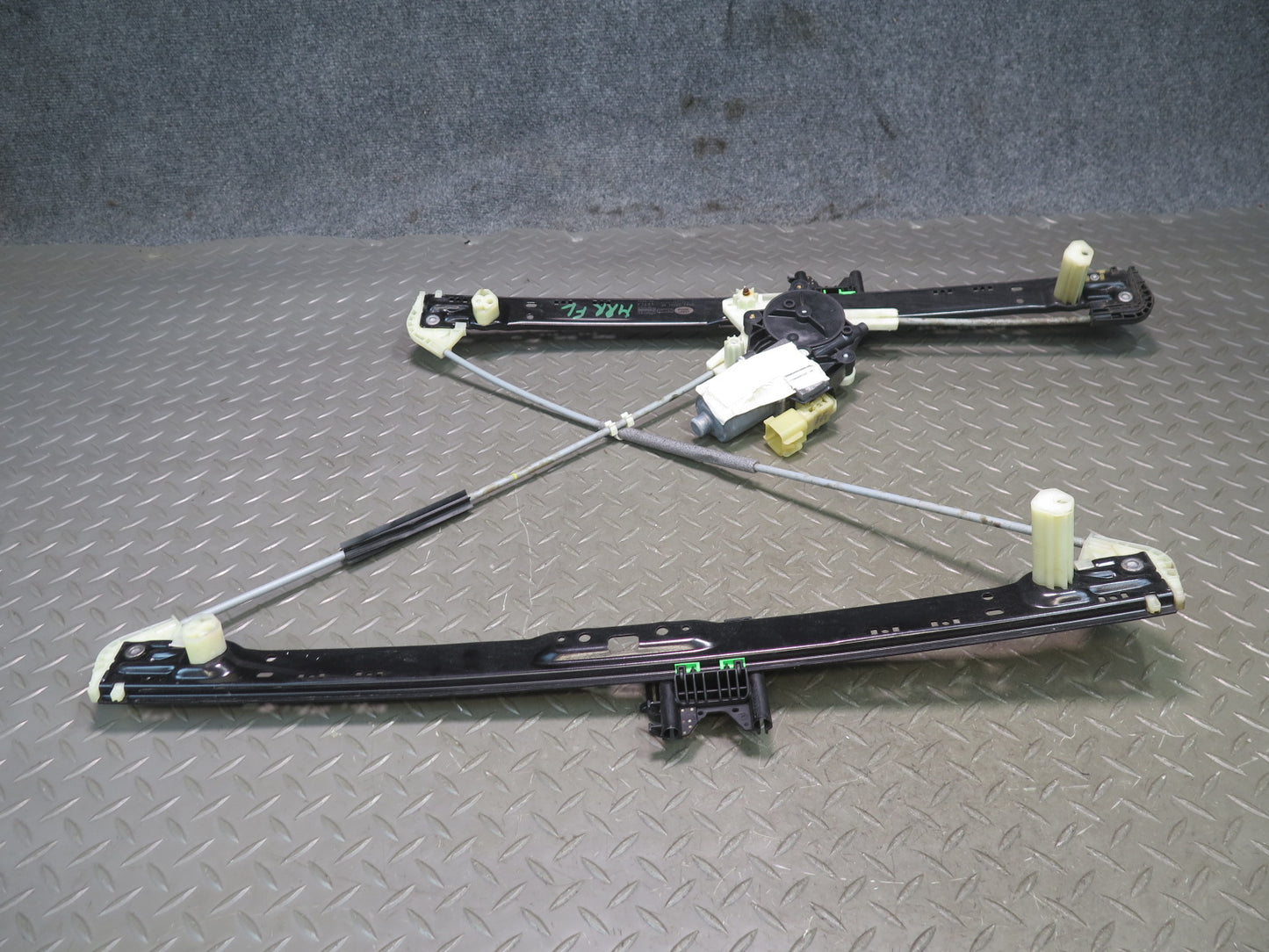 2014-2022 Range Rover Sport L494 Front Left Door Window Regulator w Motor