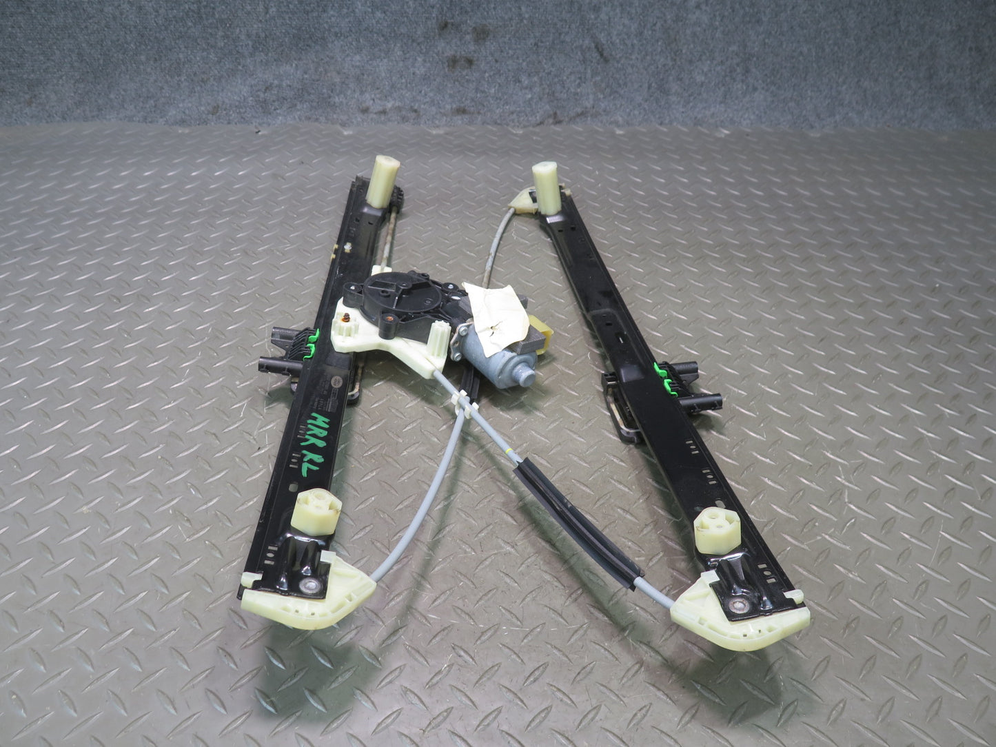 2014-2022 Range Rover Sport L494 Rear Left Door Window Regulator w Motor