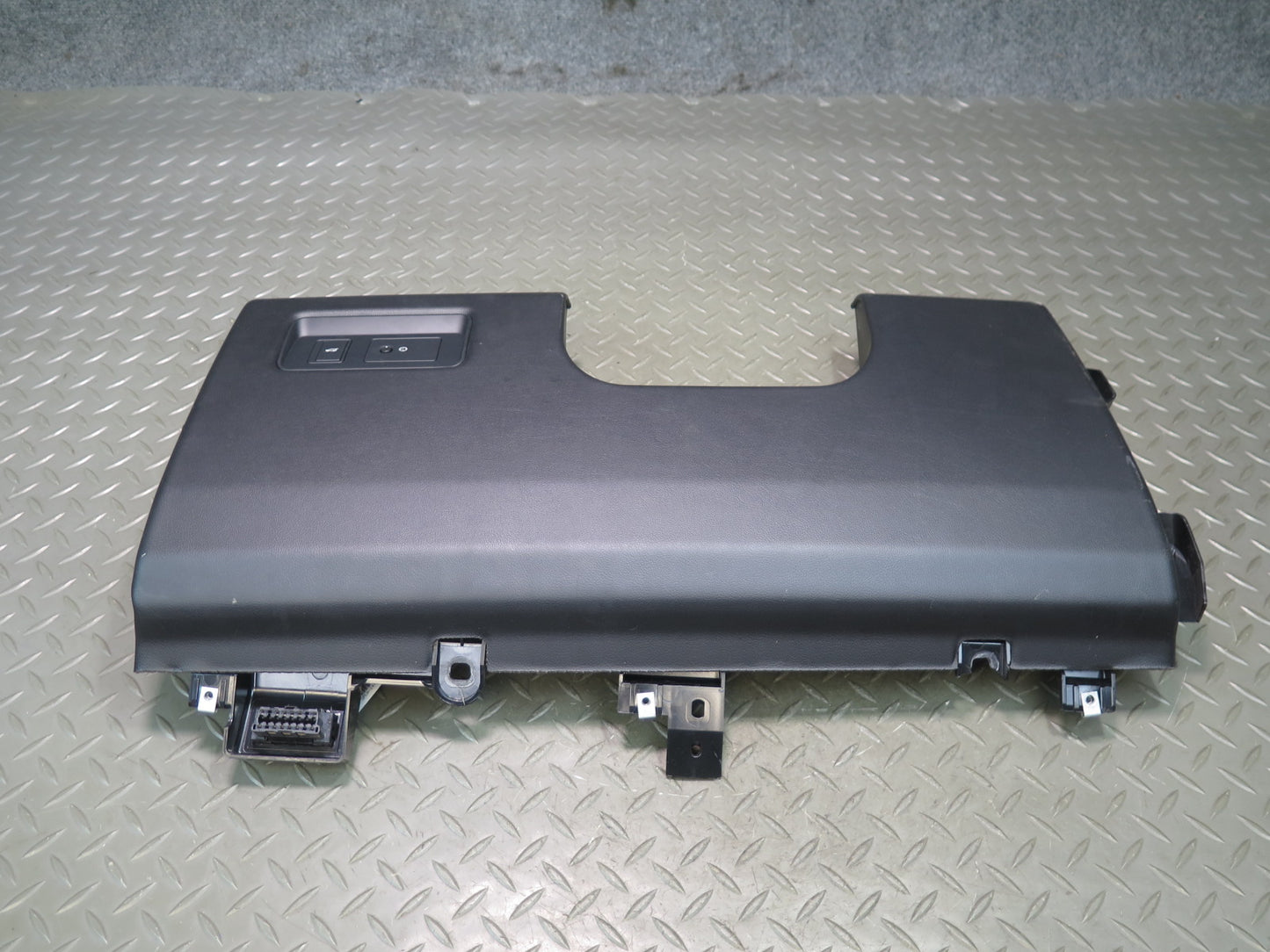 2014-2017 Range Rover Sport L494 Dash Front Left Lower Knee Trim Panel