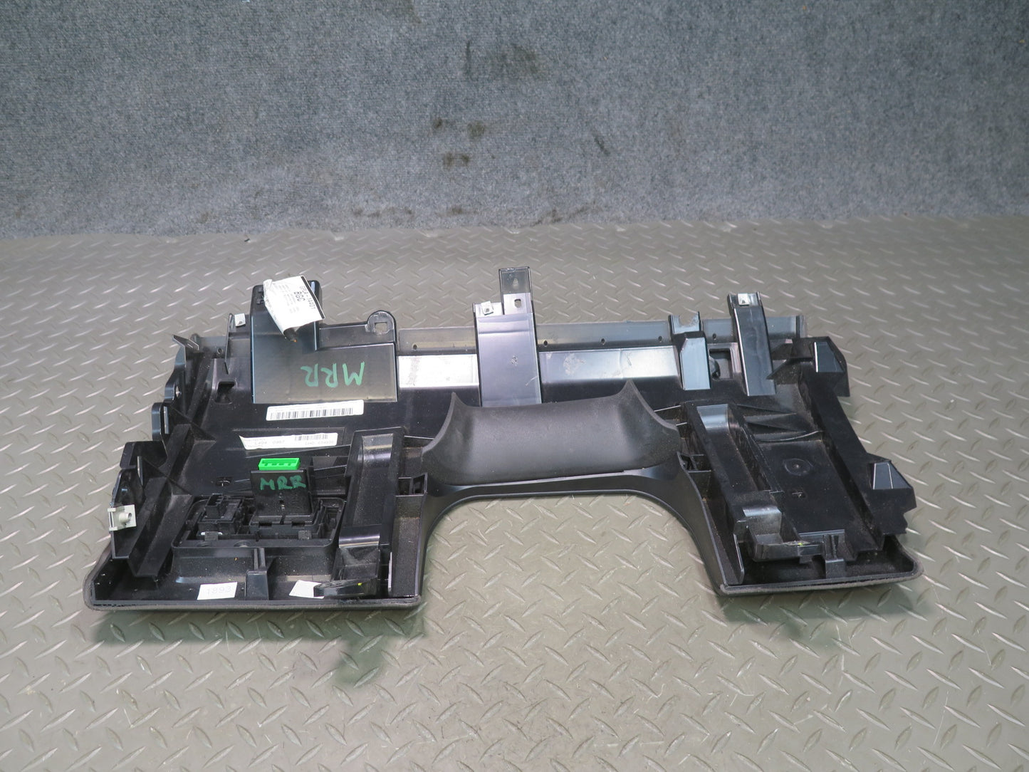 2014-2017 Range Rover Sport L494 Dash Front Left Lower Knee Trim Panel