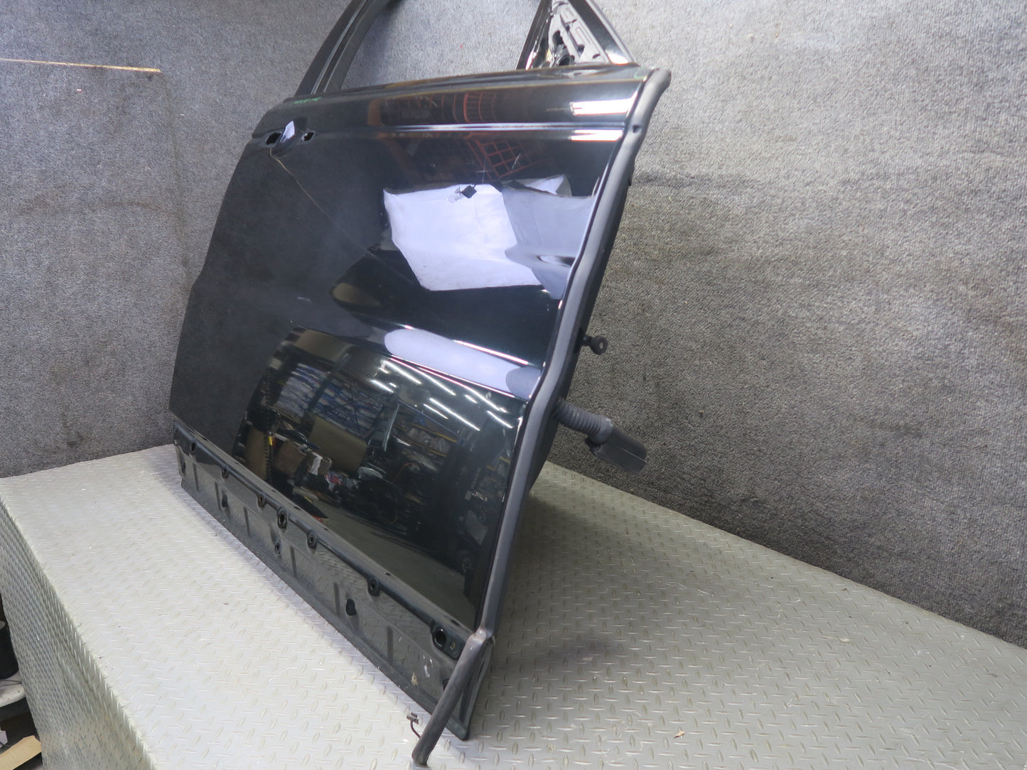 2014-2022 Range Rover Sport L494 Front Right Door Shell Panel Santorini Black