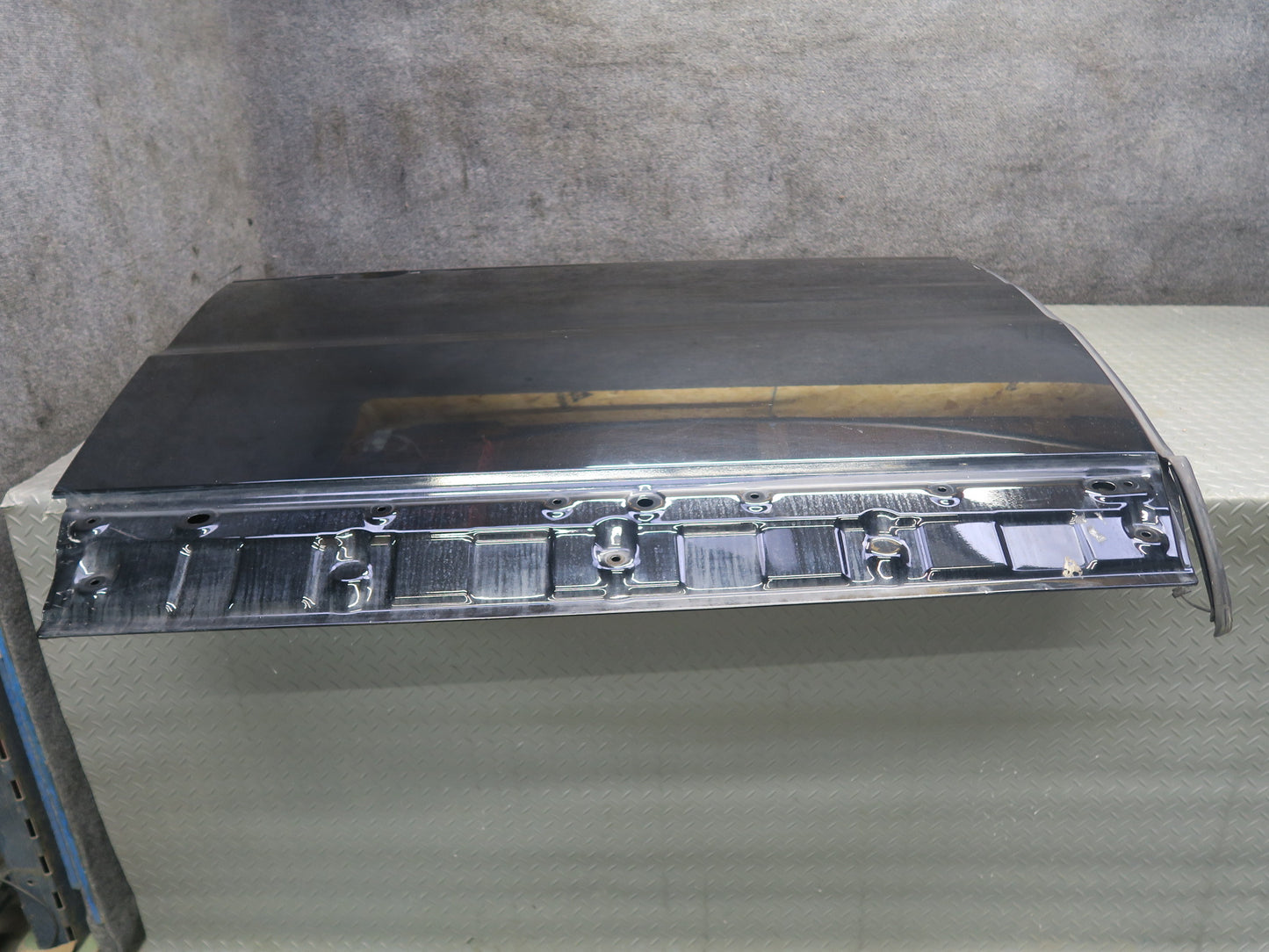 2014-2022 Range Rover Sport L494 Front Right Door Shell Panel Santorini Black