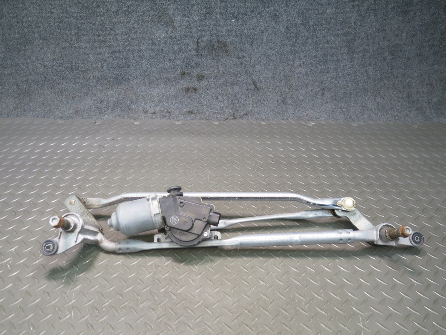 2014-2019 Range Rover Sport L494 Windshield Wiper Transmission  Linkage w Motor