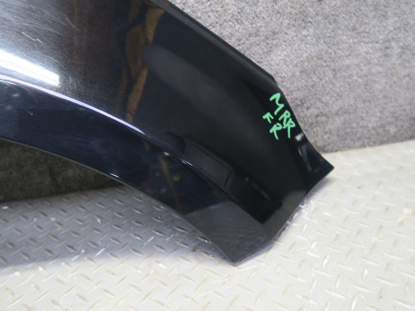 2014-2017 Range Rover Sport L494 Front Right Fender Shell Cover Panel