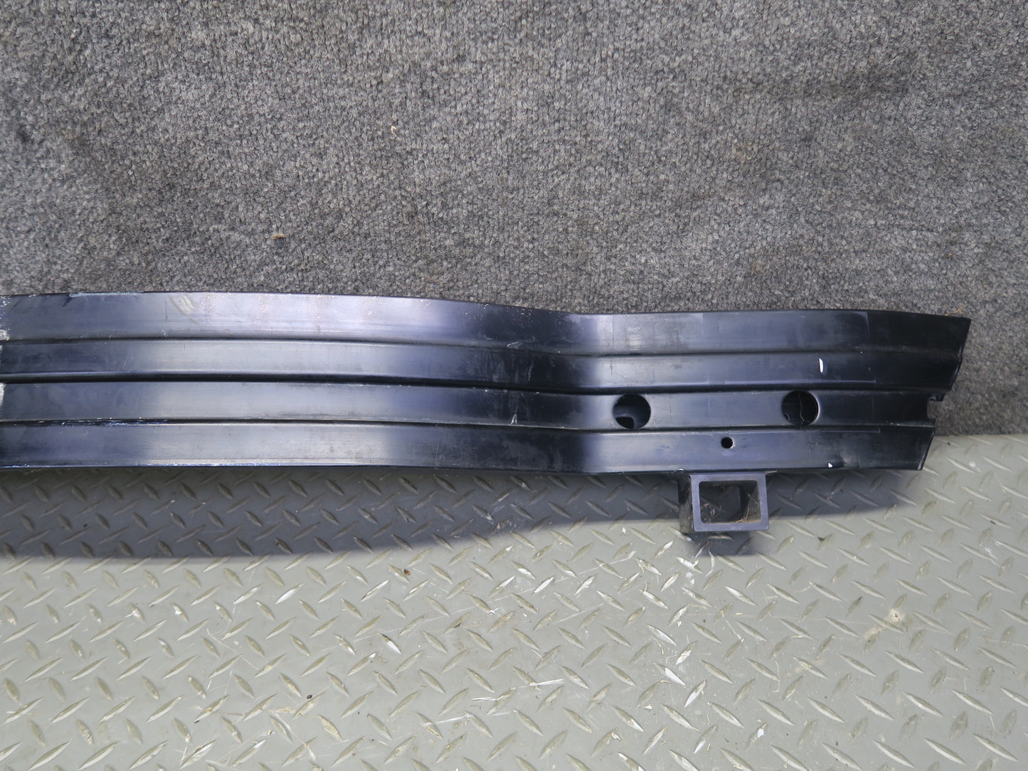 03-08 BMW E86 E85 Z4 Front Bumper Reinforcement Impact Bar w Foam 7016055 OEM