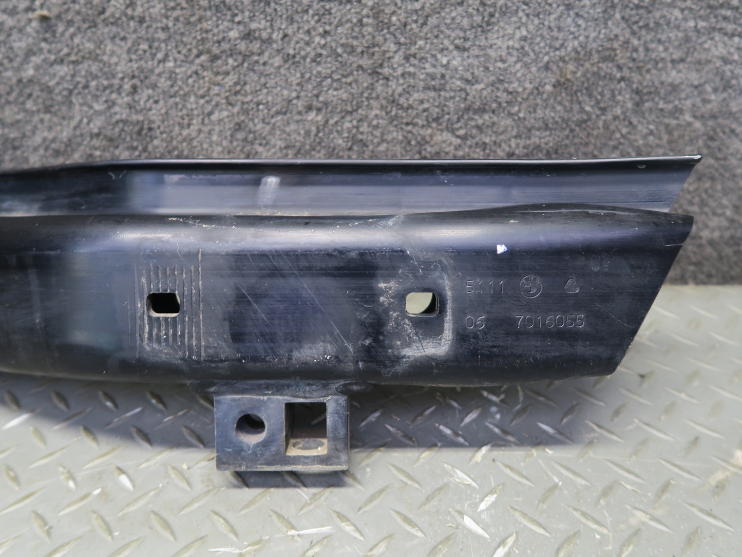 03-08 BMW E86 E85 Z4 Front Bumper Reinforcement Impact Bar w Foam 7016055 OEM
