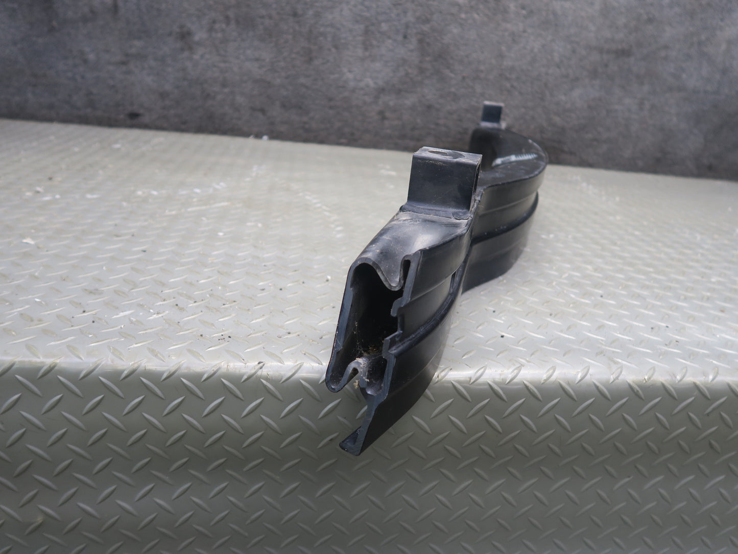 03-08 BMW E86 E85 Z4 Front Bumper Reinforcement Impact Bar w Foam 7016055 OEM