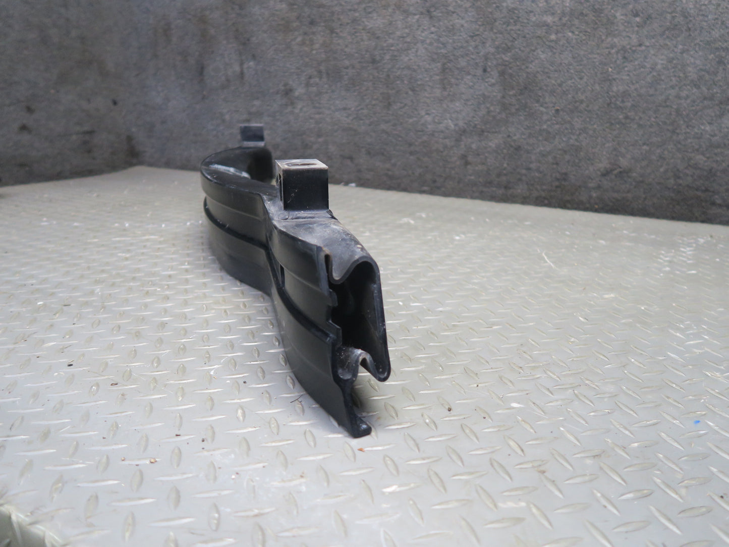 03-08 BMW E86 E85 Z4 Front Bumper Reinforcement Impact Bar w Foam 7016055 OEM