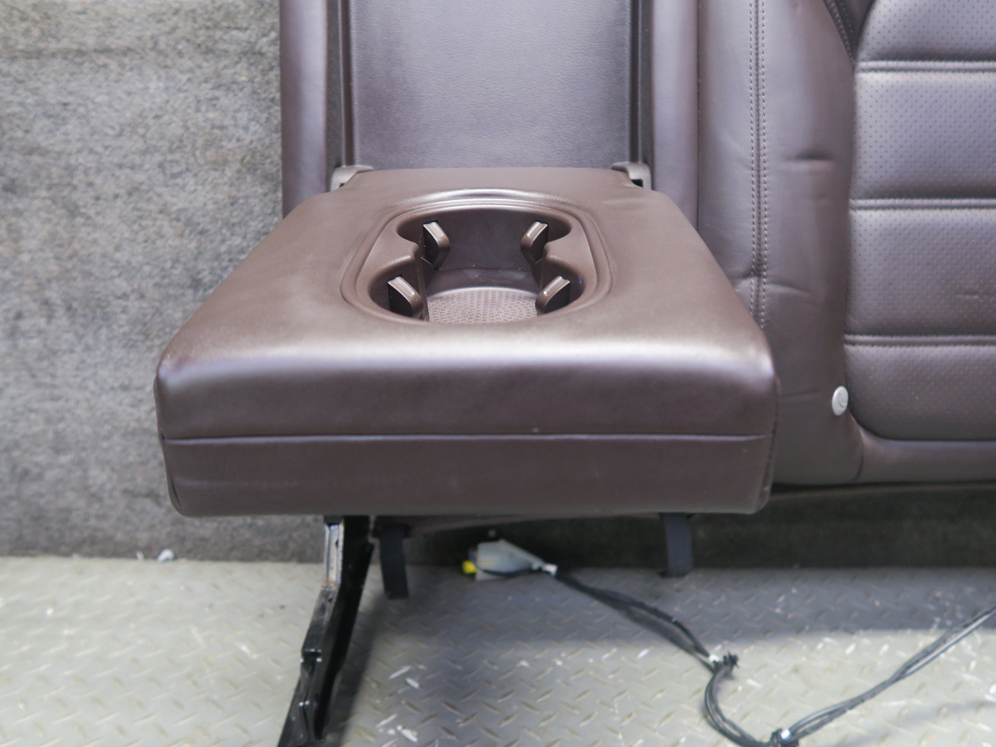 11-18 Porsche Cayenne 958 Turbo Rear Left Seat Upper Heated Leather Cushion
